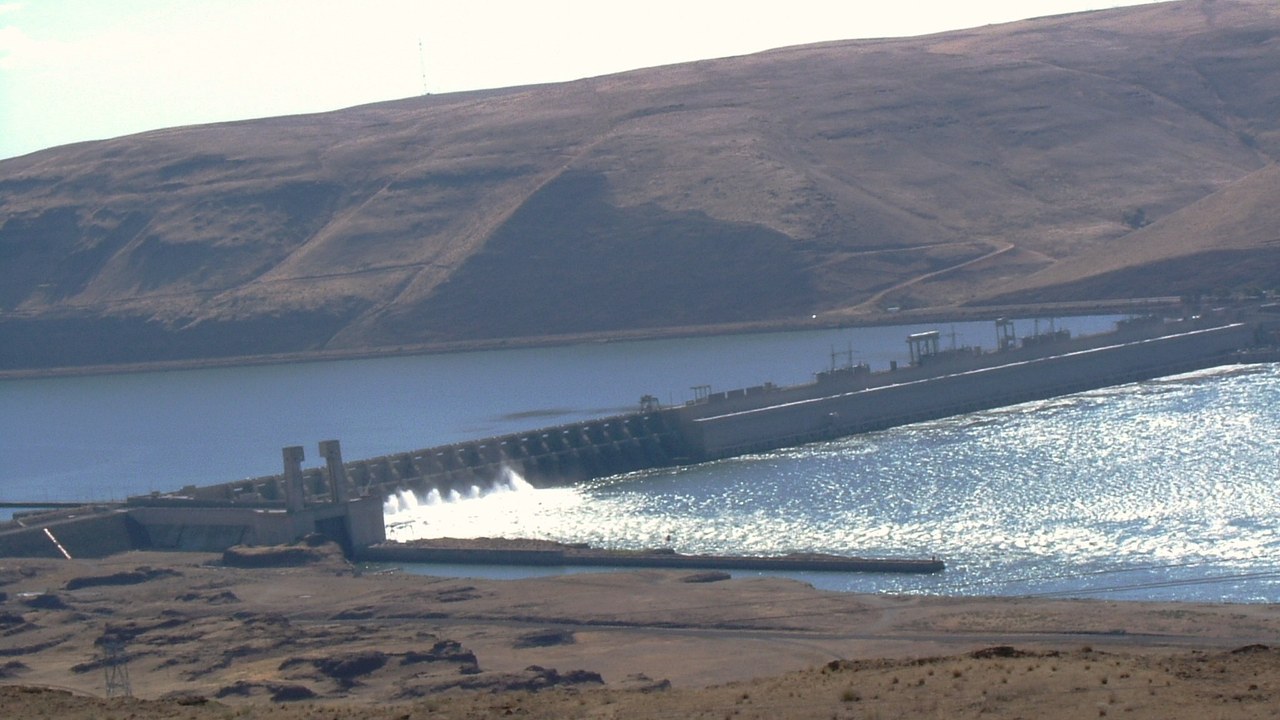 John Day Dam — Image Credit: Robert Ashworth from Bellingham, WA., USA - CC BY 2.0/Wiki Commons