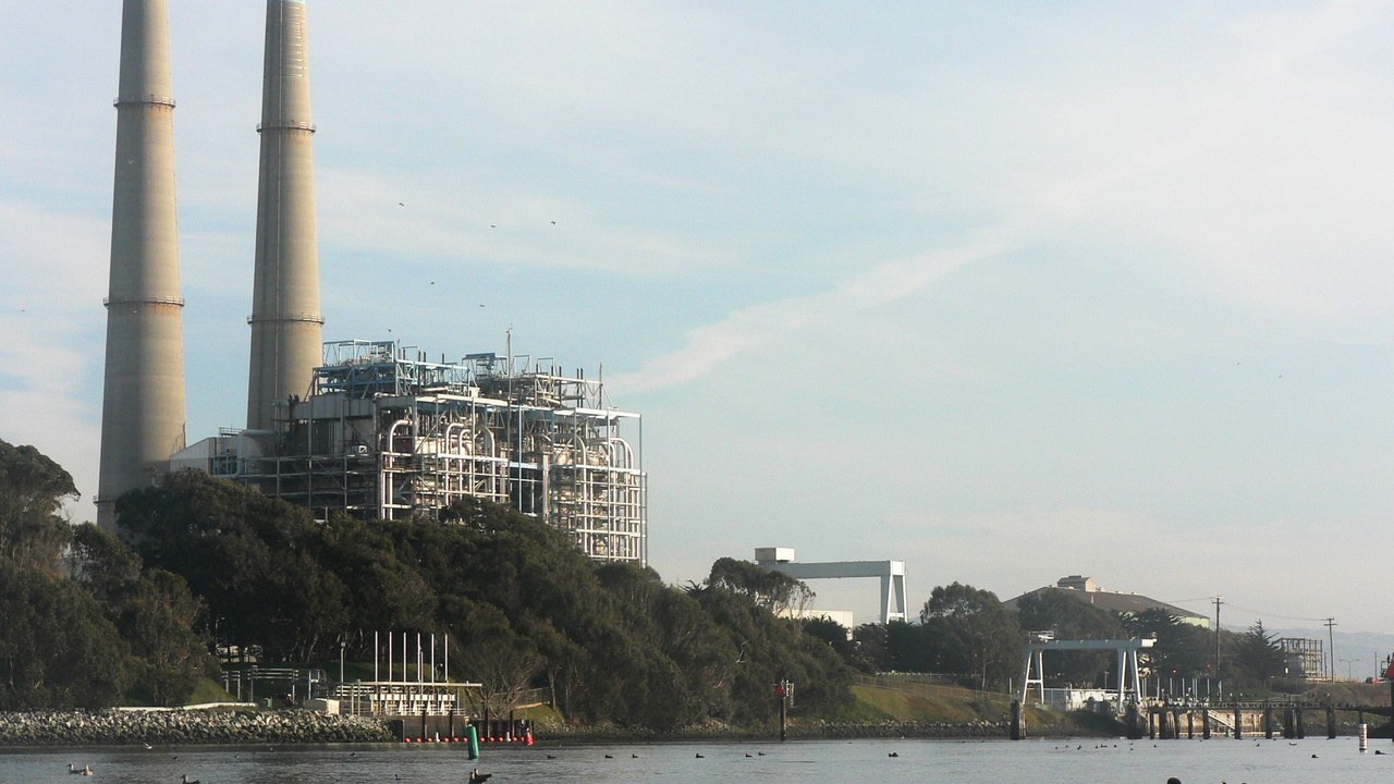 Moss Landing Power Plant — Image Credit: David Monniaux - CC BY-SA 3.0/Wiki Commons