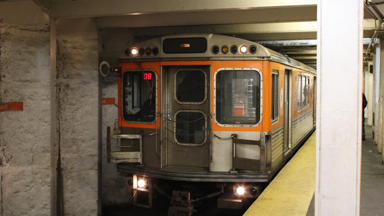 SEPTA Broad Street Line — Image Credit: Derek Yu - CC BY-SA 2.0/Wiki Commons