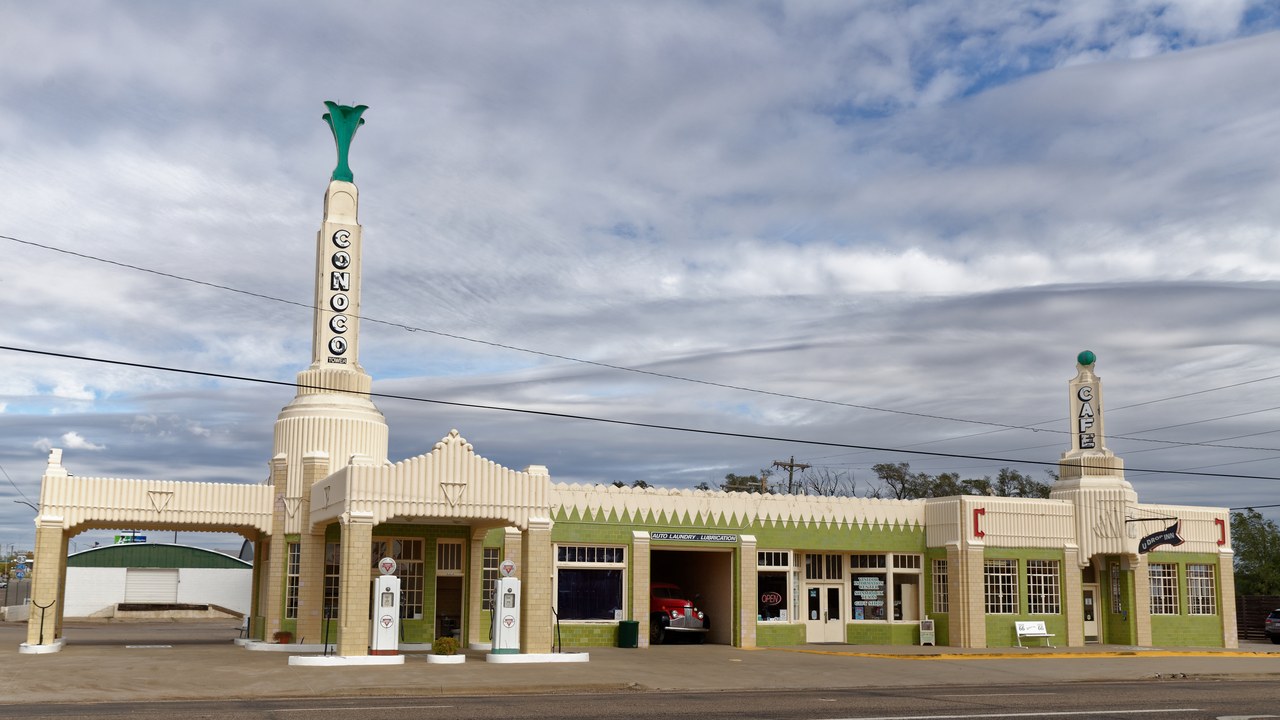 U-Drop Inn — Image Credit: Bubba73 - CC BY-SA 3.0/Wiki Commons