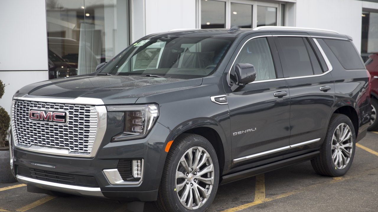 GMC Yukon — Image Credit: Mr.choppers - CC BY-SA 3.0/Wiki Commons