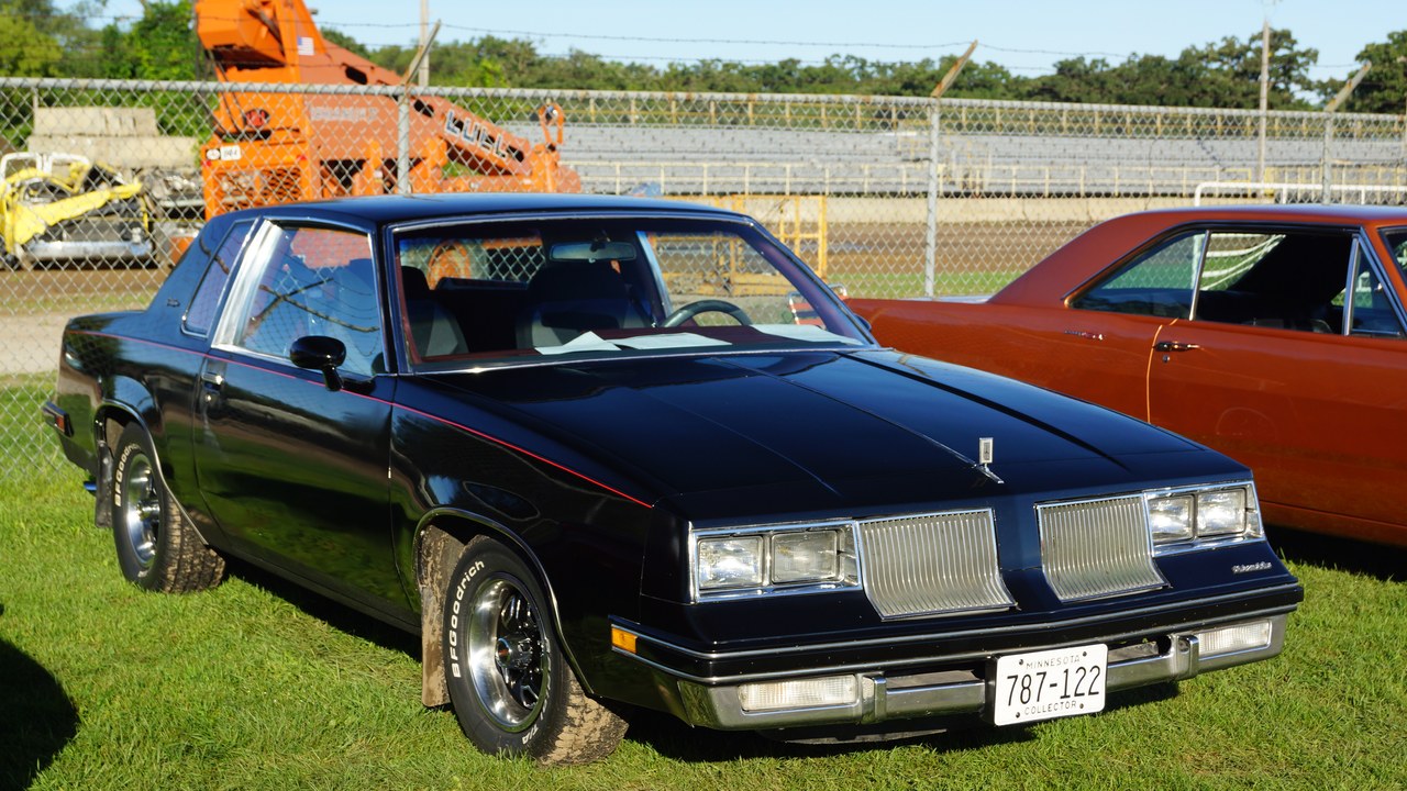 Oldsmobile Cutlass — Image Credit: Greg Gjerdingen from Willmar, USA - CC BY 2.0/Wiki Commons