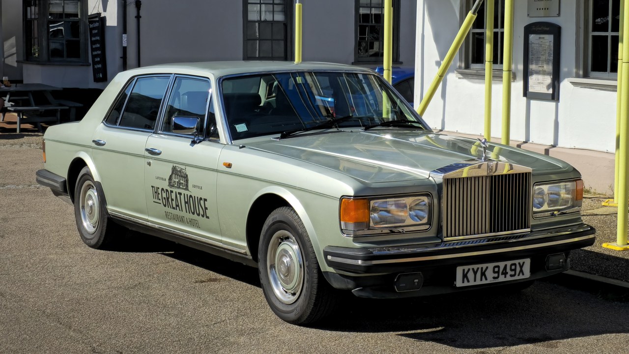 Rolls-Royce Silver Spirit — Image Credit: Calreyn88 - CC BY-SA 4.0/Wiki Commons