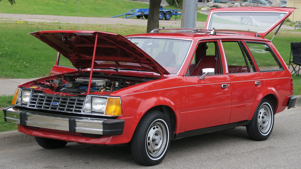 Ford Escort — Image Credit: Elise240SX - CC BY-SA 4.0/Wiki Commons