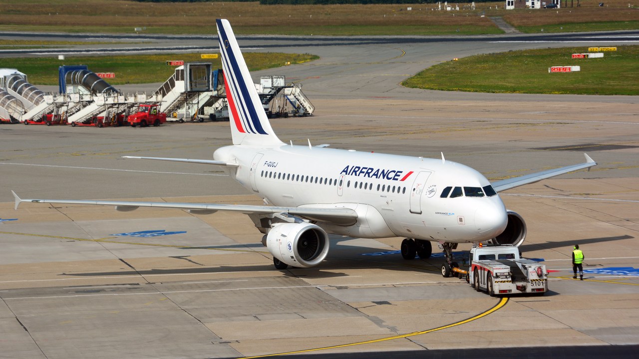 Airbus A318 — Image Credit: Huhu Uet - CC BY 3.0/Wiki Commons