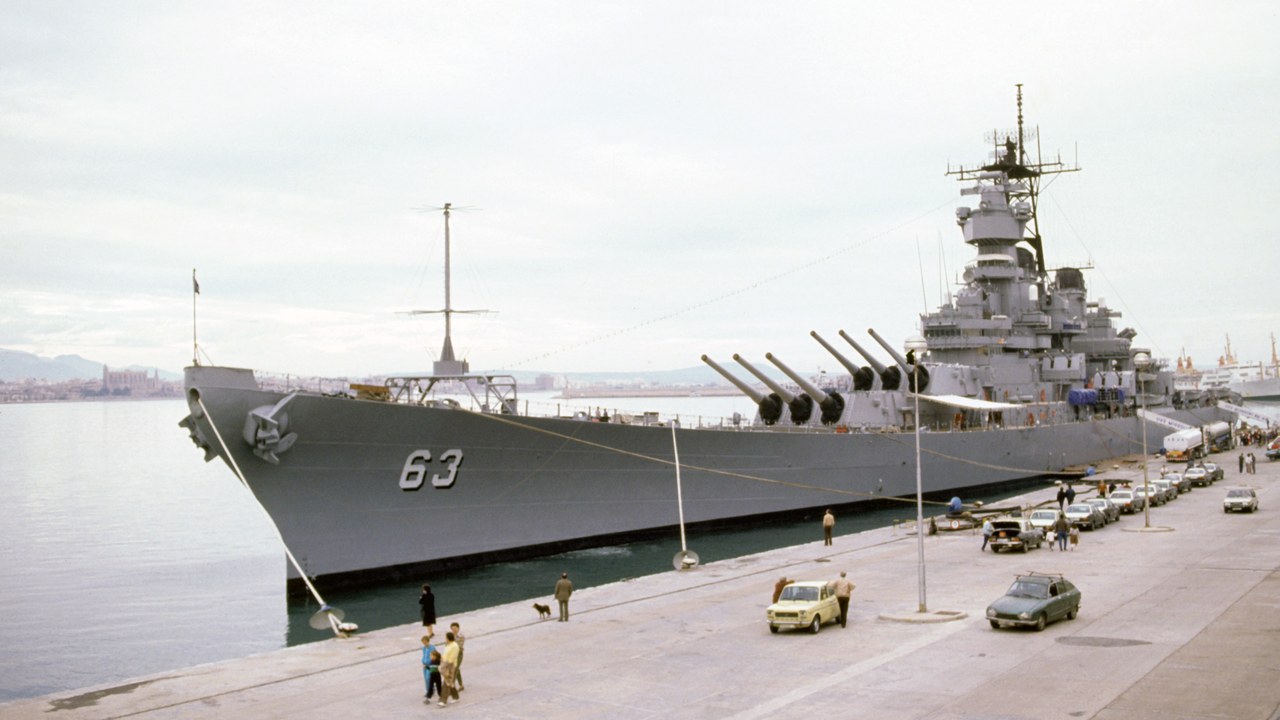USS Missouri — Image Credit: Department of Defense - Public domain/Wiki Commons