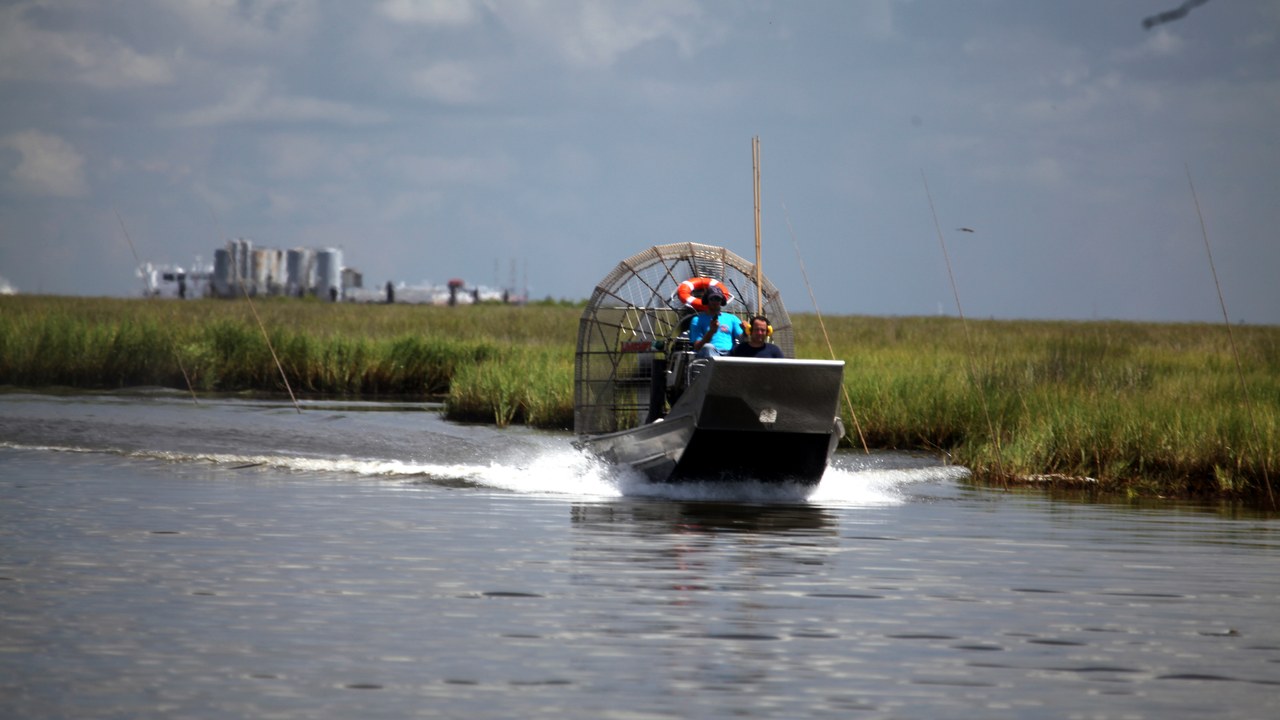 Airboat — Image Credit: U.S. Fish and Wildlife Service Southeast Region - Public domain/Wiki Commons
