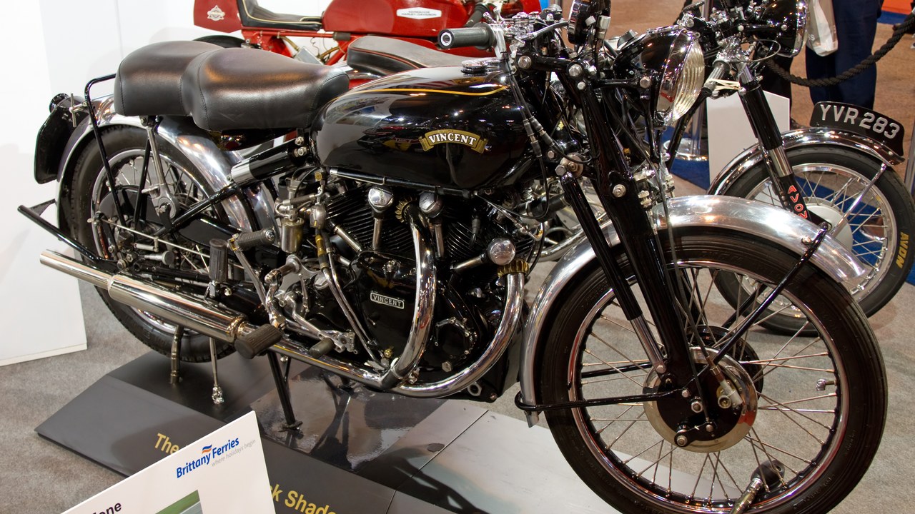 Vincent Black Shadow — Image Credit: Tony Hisgett from Birmingham, UK - CC BY 2.0/Wiki Commons
