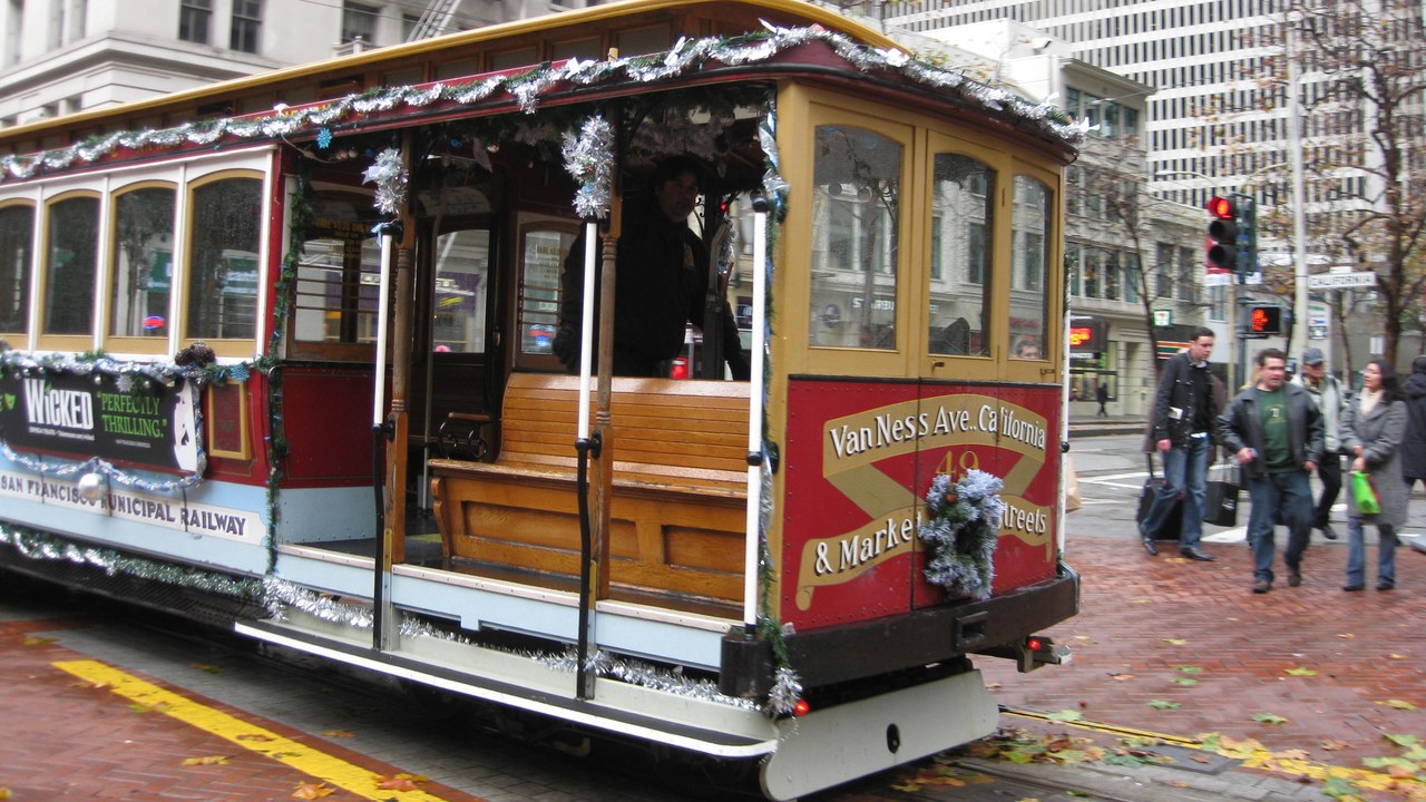 San Francisco cable car system — Image Credit: Amy Truter - CC BY 2.0/Wiki Commons