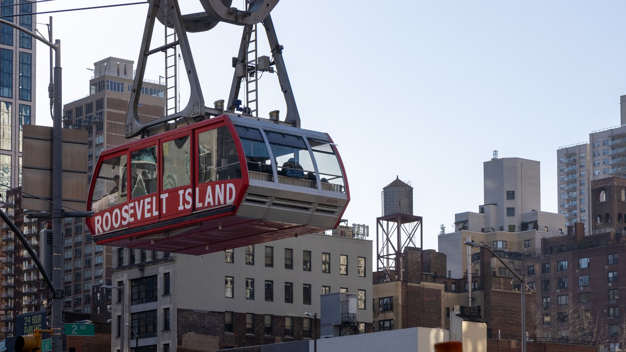 Roosevelt Island Tramway — Image Credit: Superbass - CC BY-SA 4.0/Wiki Commons