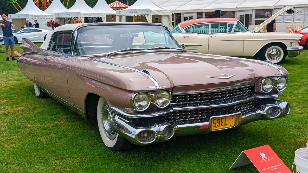 Cadillac Eldorado (1959) — Image Credit: Calreyn88 - CC BY-SA 4.0/Wiki Commons