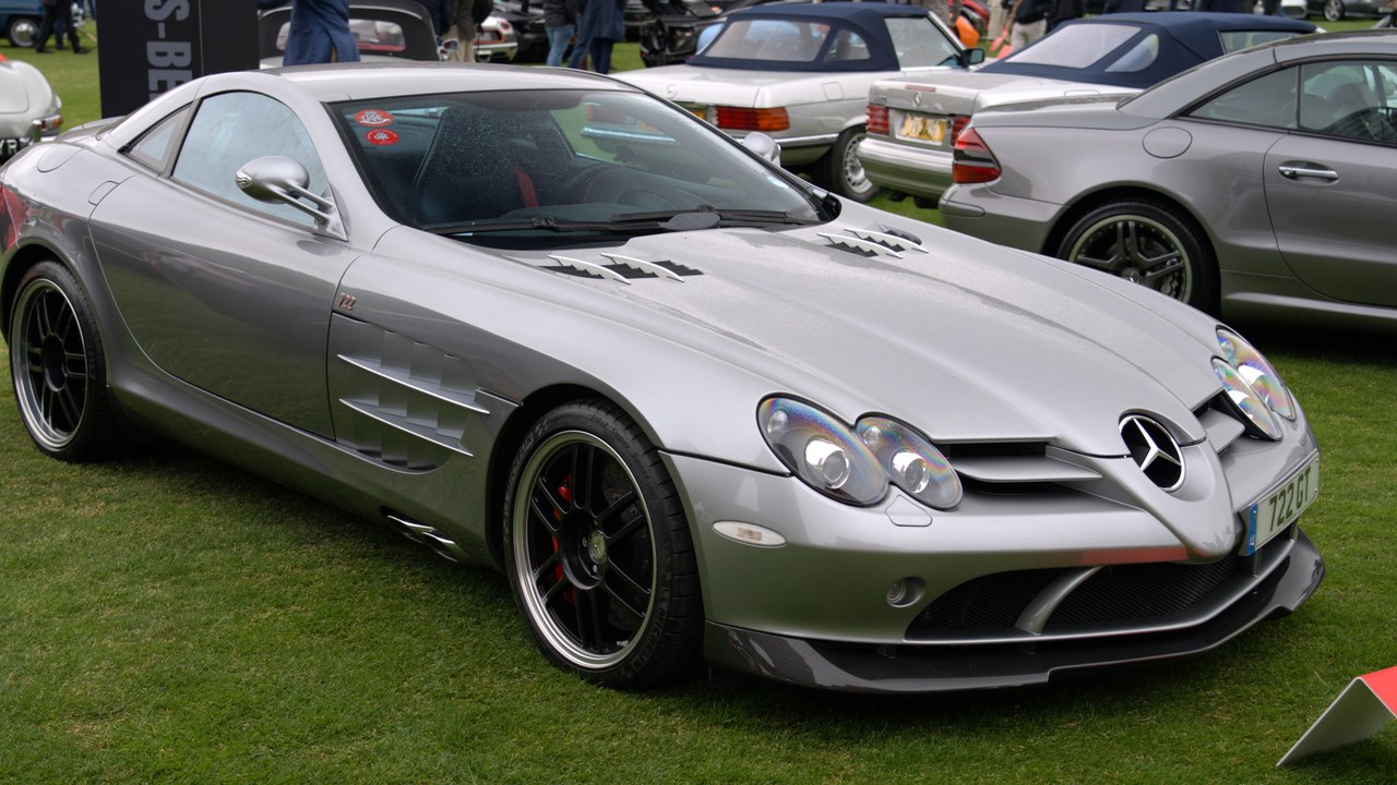Mercedes-Benz SLR McLaren — Image Credit: MrWalkr - CC BY-SA 4.0/Wiki Commons