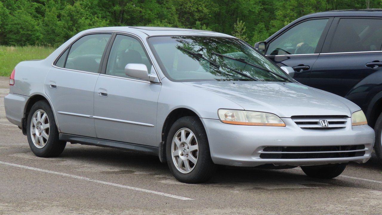 2001-2002 Honda Accord — Image Credit: MercurySable99 - CC BY-SA 4.0/Wiki Commons