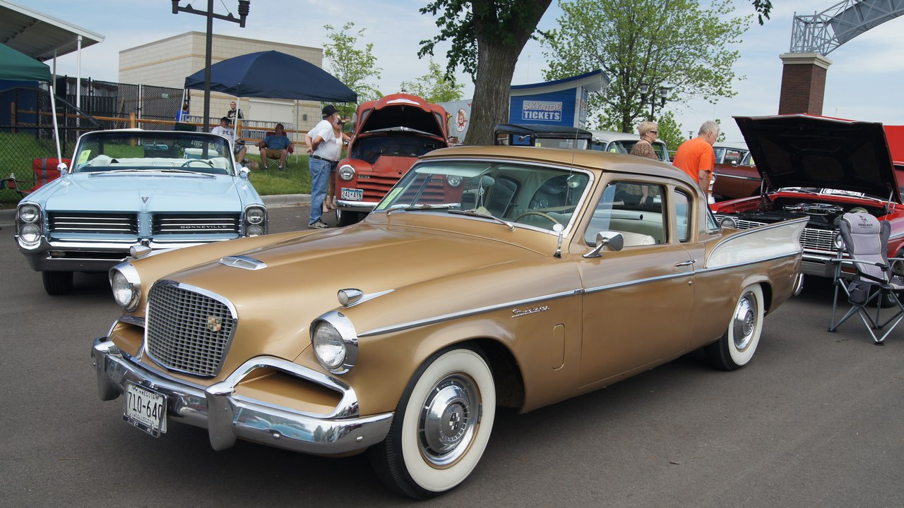 1957 Studebaker Golden Hawk — Image Credit: Greg Gjerdingen from Willmar, USA - CC BY 2.0/Wiki Commons