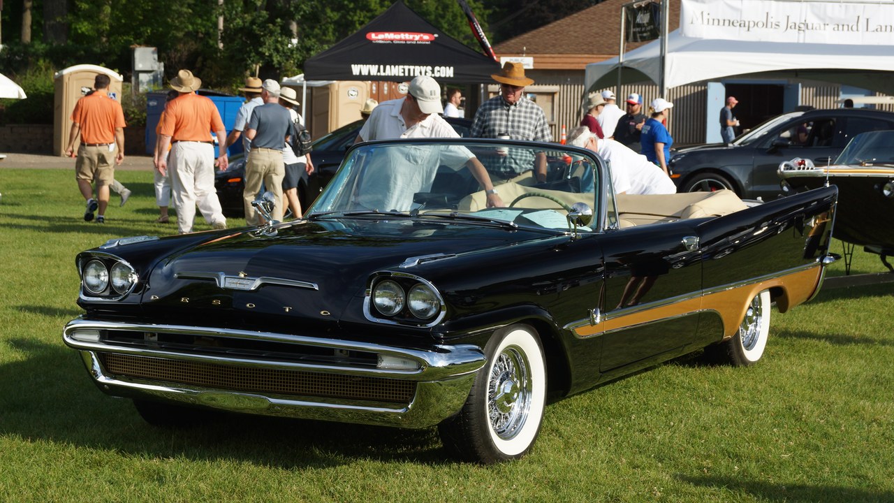 DeSoto Adventurer — Image Credit: Greg Gjerdingen - CC BY 2.0/Wiki Commons