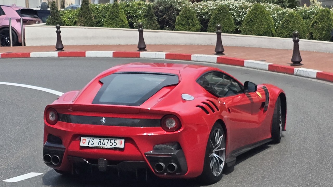 Ferrari F12tdf — Image Credit: Calreyn88 - CC BY-SA 4.0/Wiki Commons