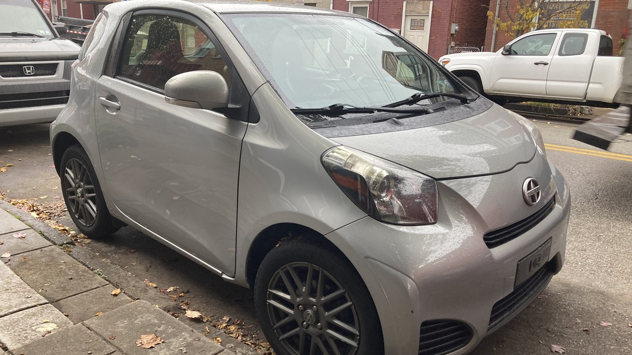 Scion iQ — Image Credit: Cutlass - CC0/Wiki Commons