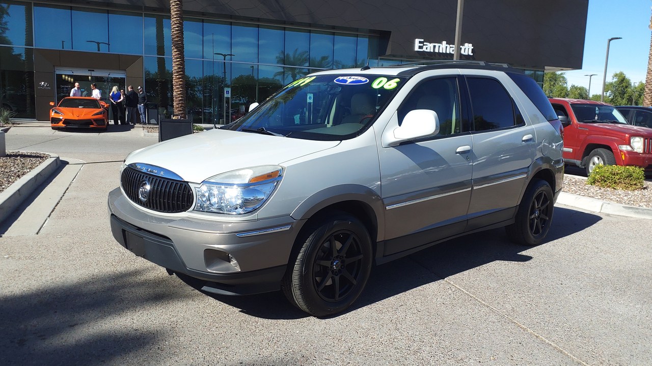 Buick Rendezvous — Image Credit: HJUdall - CC0/Wiki Commons