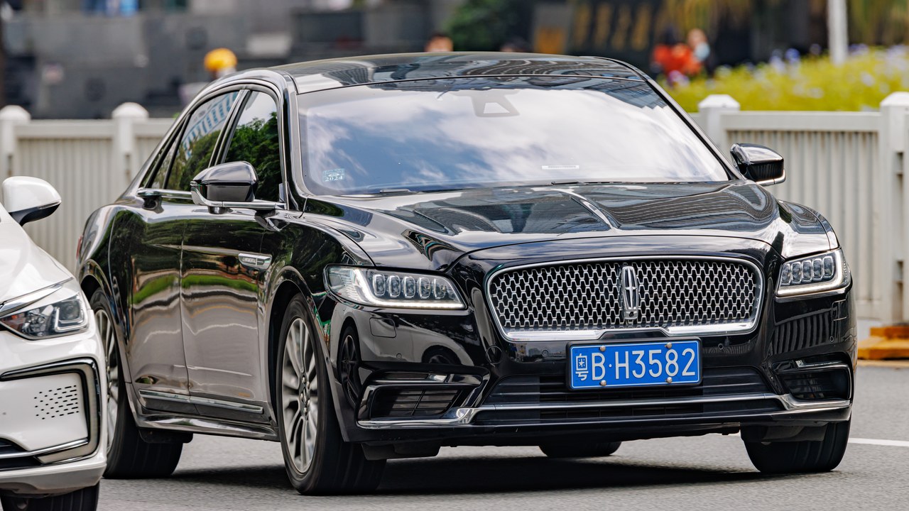 Lincoln Continental — Image Credit: Dinkun Chen - CC BY-SA 4.0/Wiki Commons