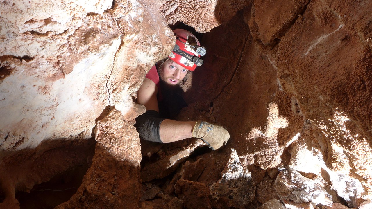 Jewel Cave — Image Credit: NPS photo - Public domain/Wiki Commons
