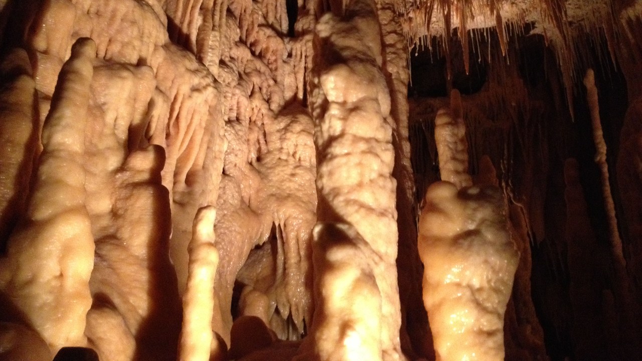 Natural Bridge Caverns — Image Credit: Yinan Chen - Public Domain/Wiki Commons