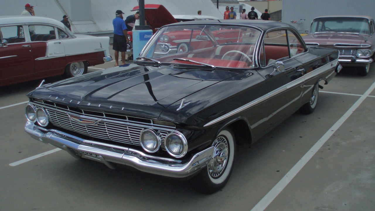 Chevrolet Impala SS (1961) — Image Credit: sv1ambo - CC BY 2.0/Wiki Commons