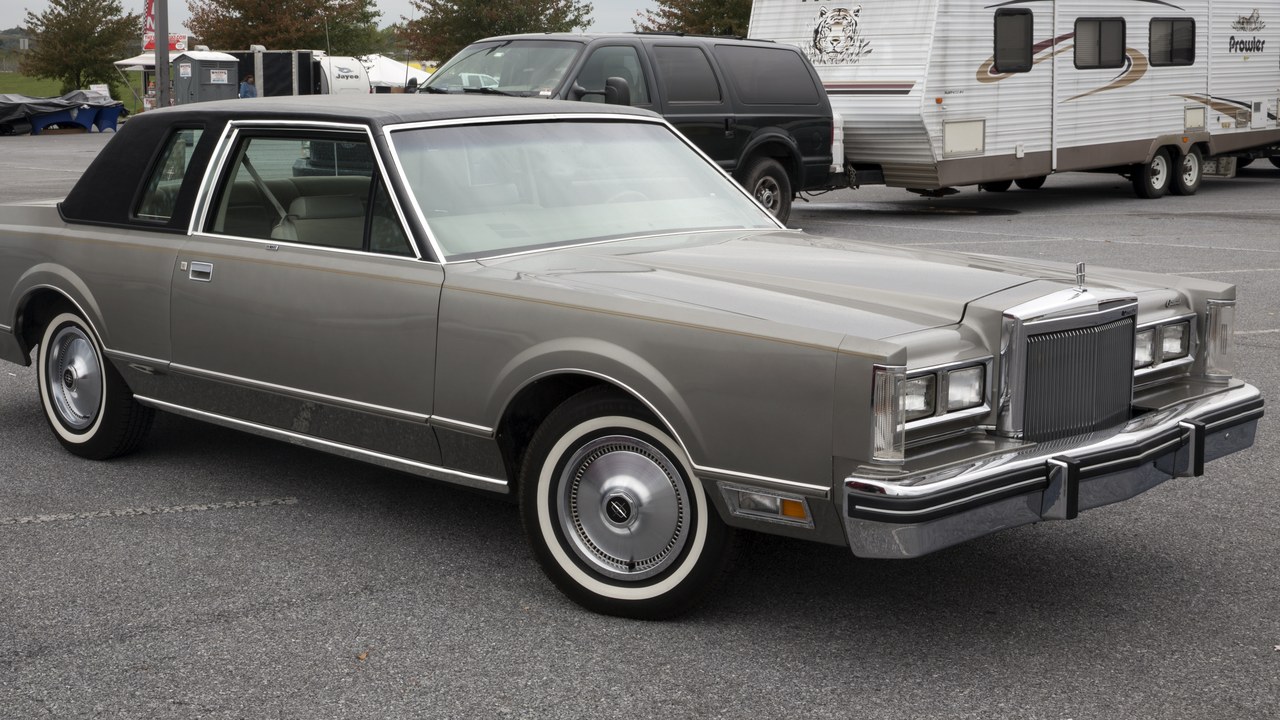 1980 Lincoln Continental — Image Credit: Mr.choppers - CC BY-SA 3.0/Wiki Commons