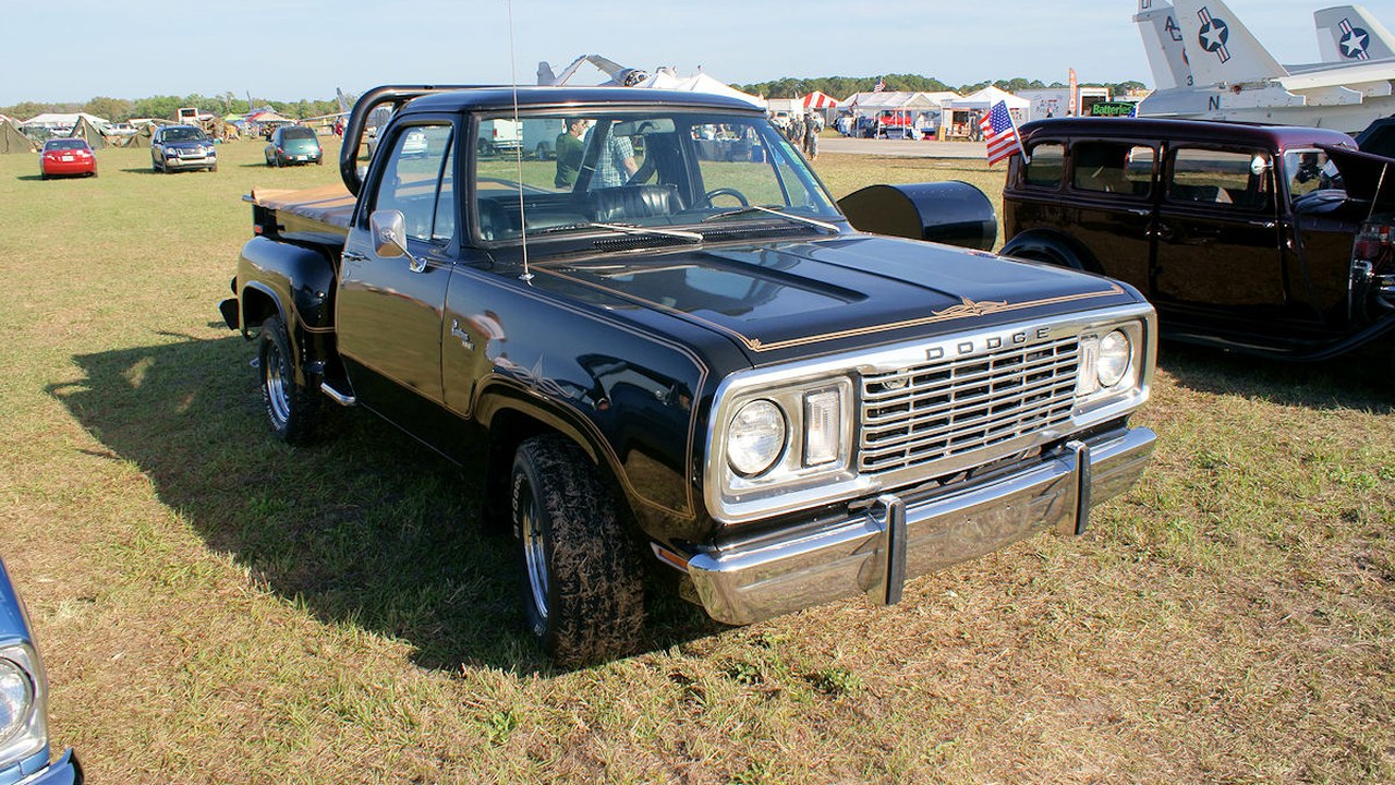 Dodge Warlock (1976) — Image Credit: Valder137 - CC BY 2.0/Wiki Commons