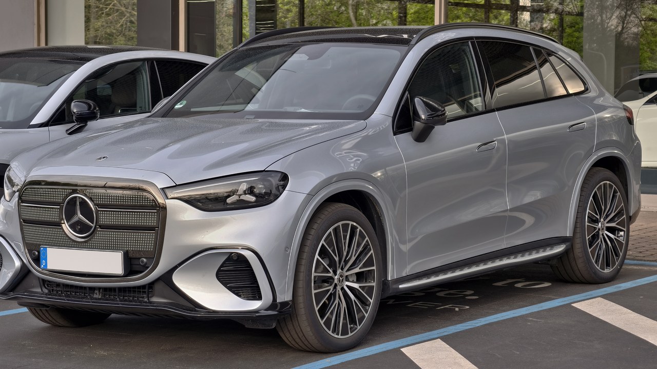 Mercedes-Benz GLC electric — Image Credit: M 93 - CC BY-SA 3.0 de/Wiki Commons