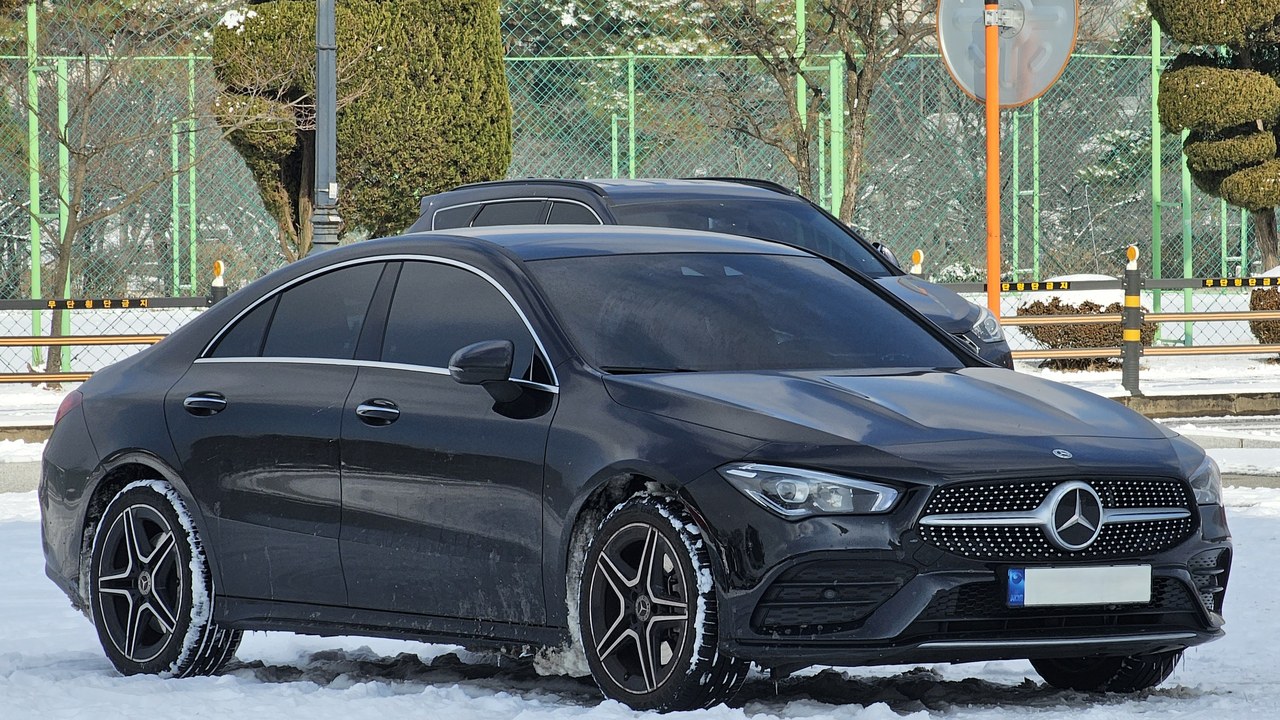 Mercedes-Benz CLA — Image Credit: Damian B Oh - CC BY-SA 4.0/Wiki Commons