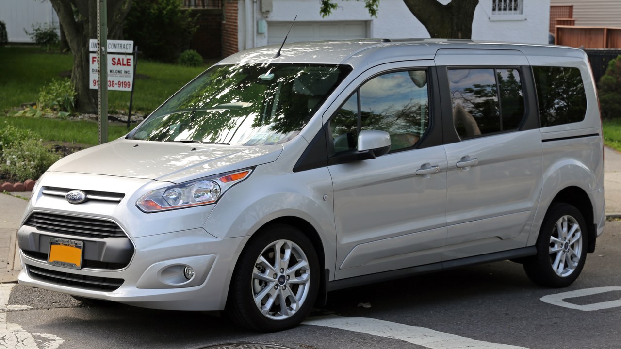 Ford Transit Connect — Image Credit: Mr.choppers - CC BY-SA 3.0/Wiki Commons