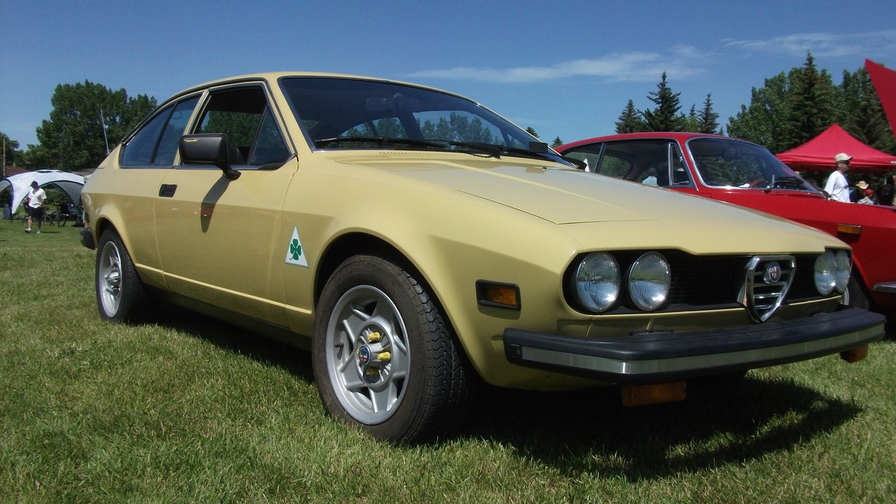 Alfa Romeo Alfetta GTV — Image Credit: dave_7 from Lethbridge, Canada - CC BY 2.0/Wiki Commons