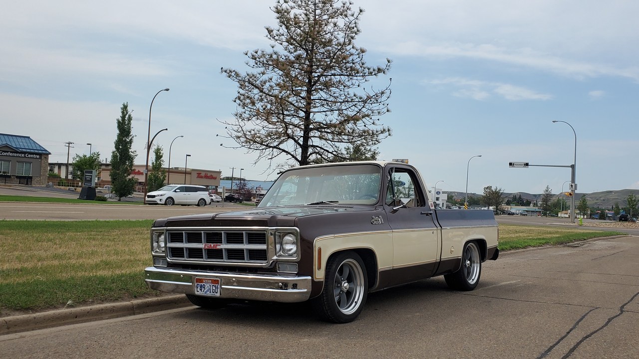 GMC Sierra (1973 'square body') — Image Credit: dave_7 - CC BY 2.0/Wiki Commons