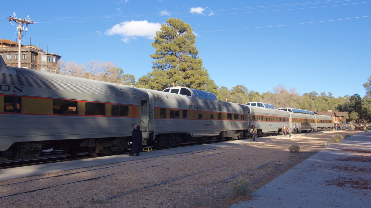 Grand Canyon Railway — Image Credit: Mike Peel ( - CC BY-SA 4.0/Wiki Commons