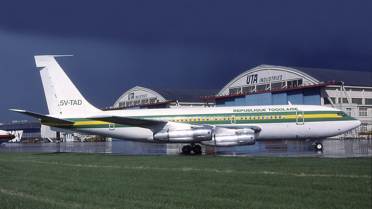 Boeing 720 — Image Credit: Michel Gilliand - GFDL 1.2/Wiki Commons