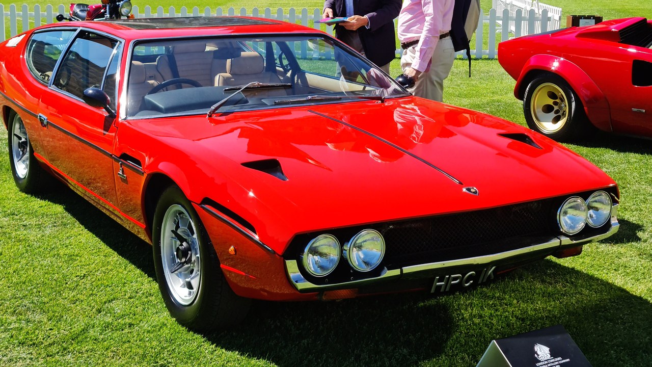 Lamborghini Espada (1968) — Image Credit: MrWalkr - CC BY-SA 4.0/Wiki Commons