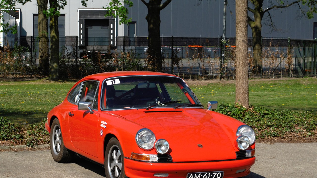 Porsche 911 S — Image Credit: Rutger van der Maar - CC BY 2.0/Wiki Commons