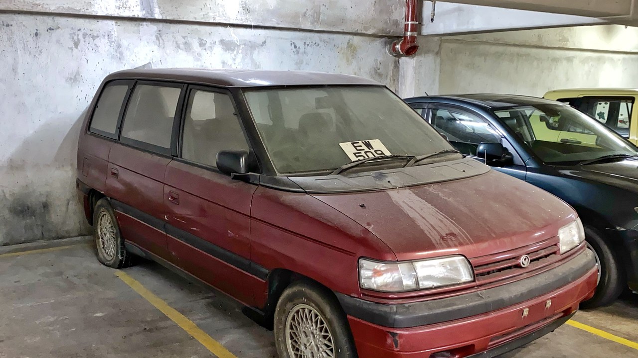 Mazda MPV — Image Credit: Jones028 from Hong Kong - CC BY 2.0/Wiki Commons