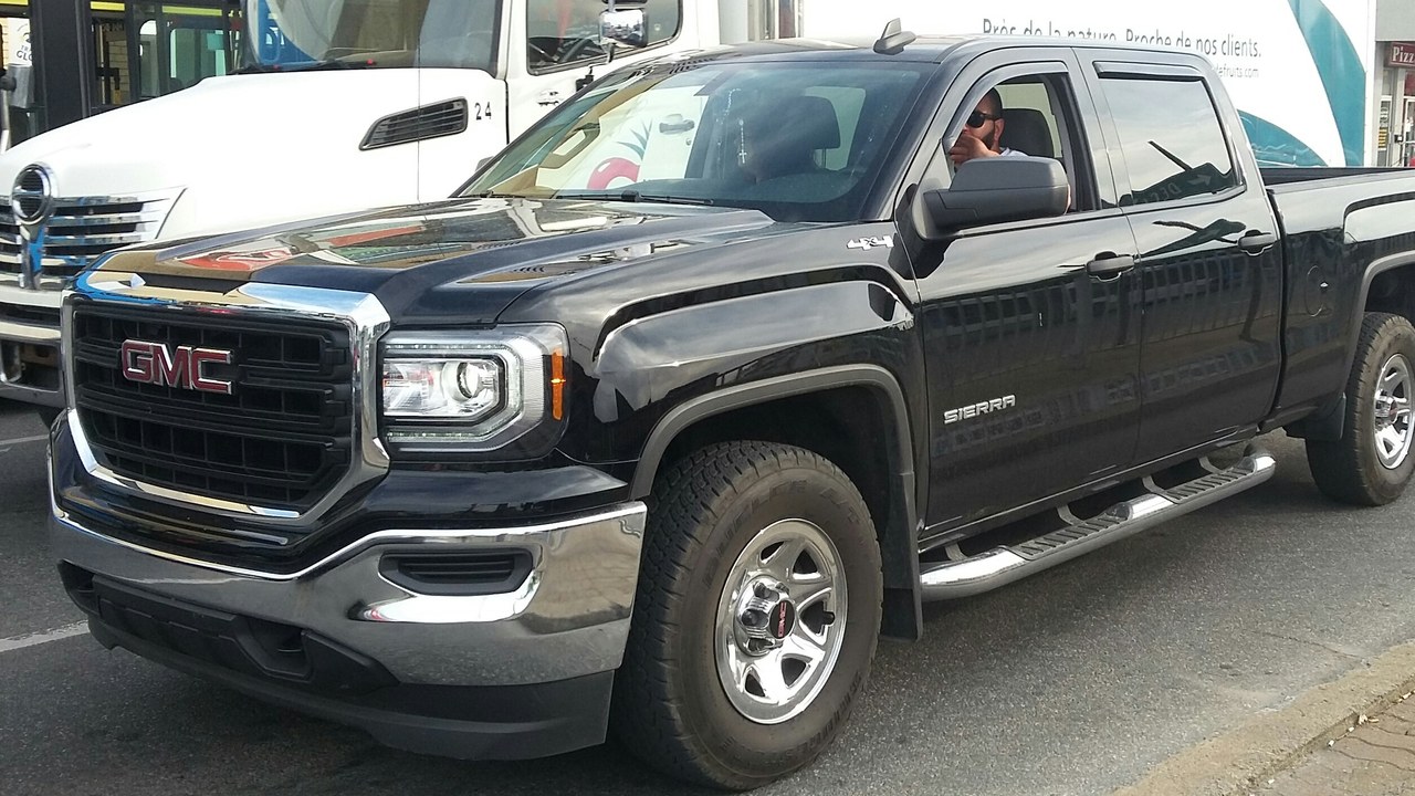 GMC Sierra 1500 Limited — Image Credit: Bull-Doser - Public domain/Wiki Commons