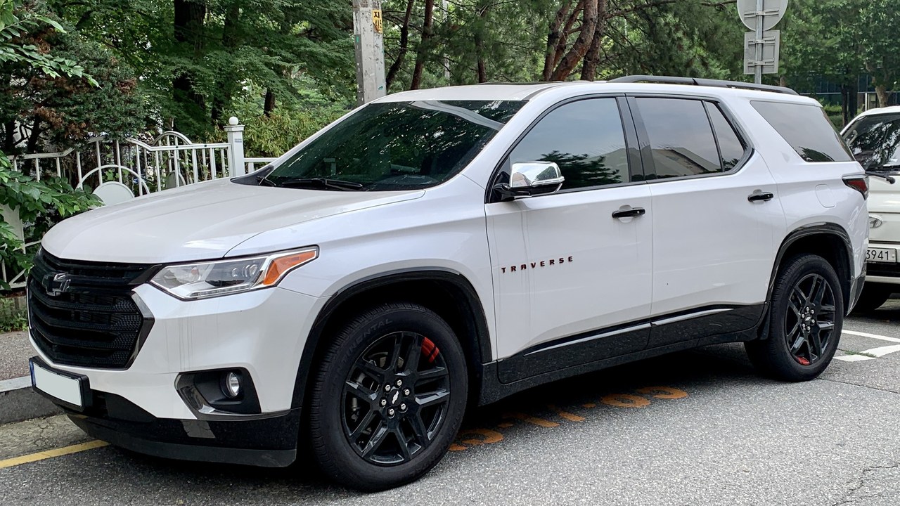 Chevrolet Traverse — Image Credit: Benespit - CC BY-SA 4.0/Wiki Commons