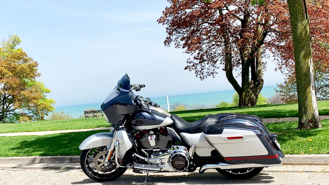 Harley-Davidson CVO Street Glide — Image Credit: User:Lightburst - CC BY-SA 4.0/Wiki Commons