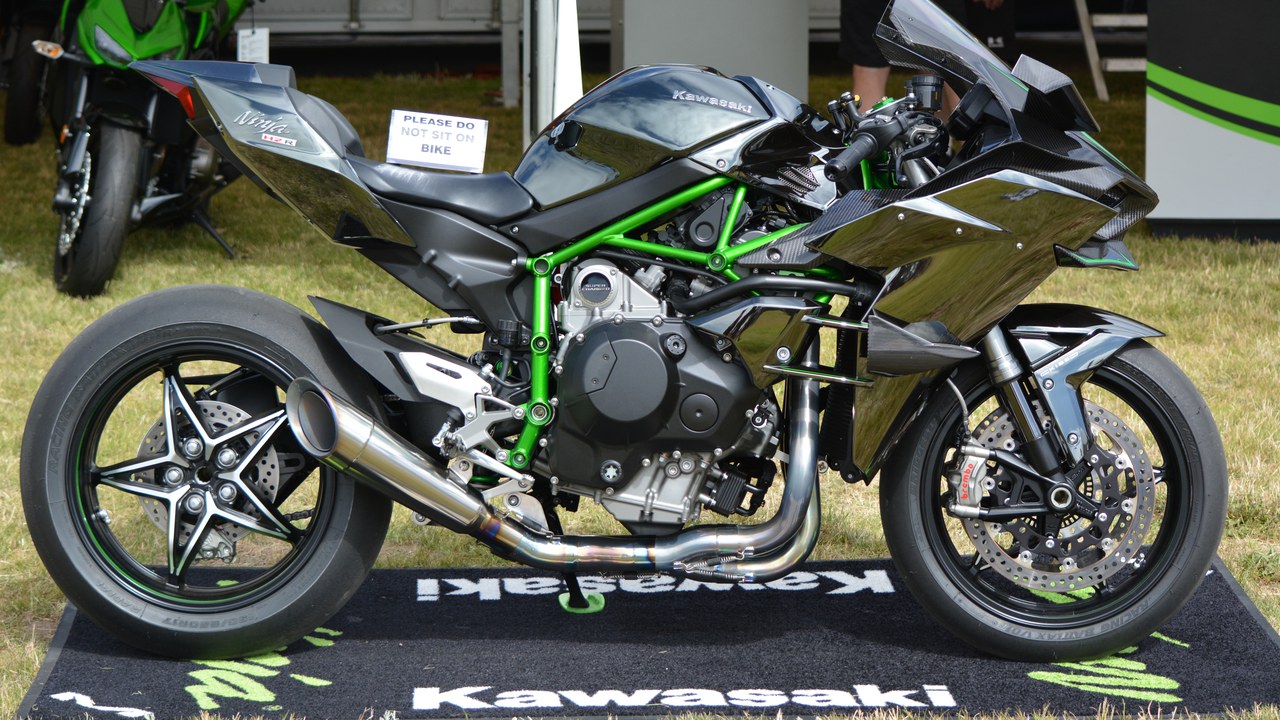 Kawasaki Ninja H2R — Image Credit: Daniel Hartwig from San Mateo, CA, USA - CC BY 2.0/Wiki Commons