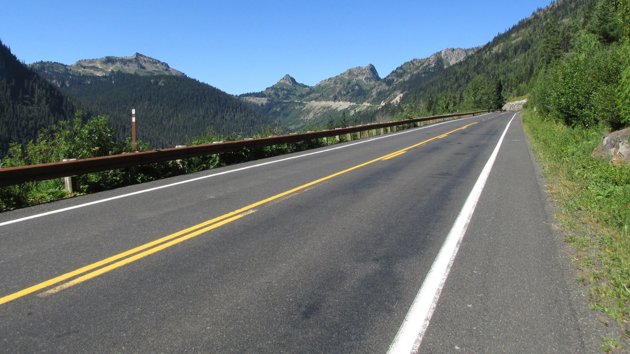 Chinook Pass — Image Credit: Robert Ashworth from Bellingham, WA., USA - CC BY 2.0/Wiki Commons