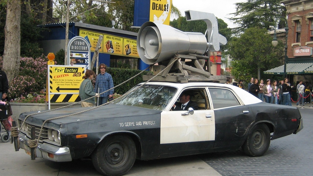 Bluesmobile (1974 Dodge Monaco) — Image Credit: Sheila Thomson from London, England - CC BY 2.0/Wiki Commons