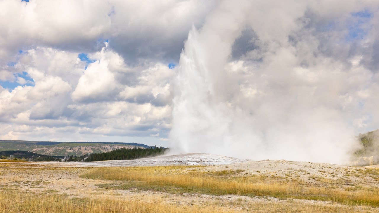 Yellowstone National Park — Image Credit: YellowstoneNPS - Public domain/Wiki Commons