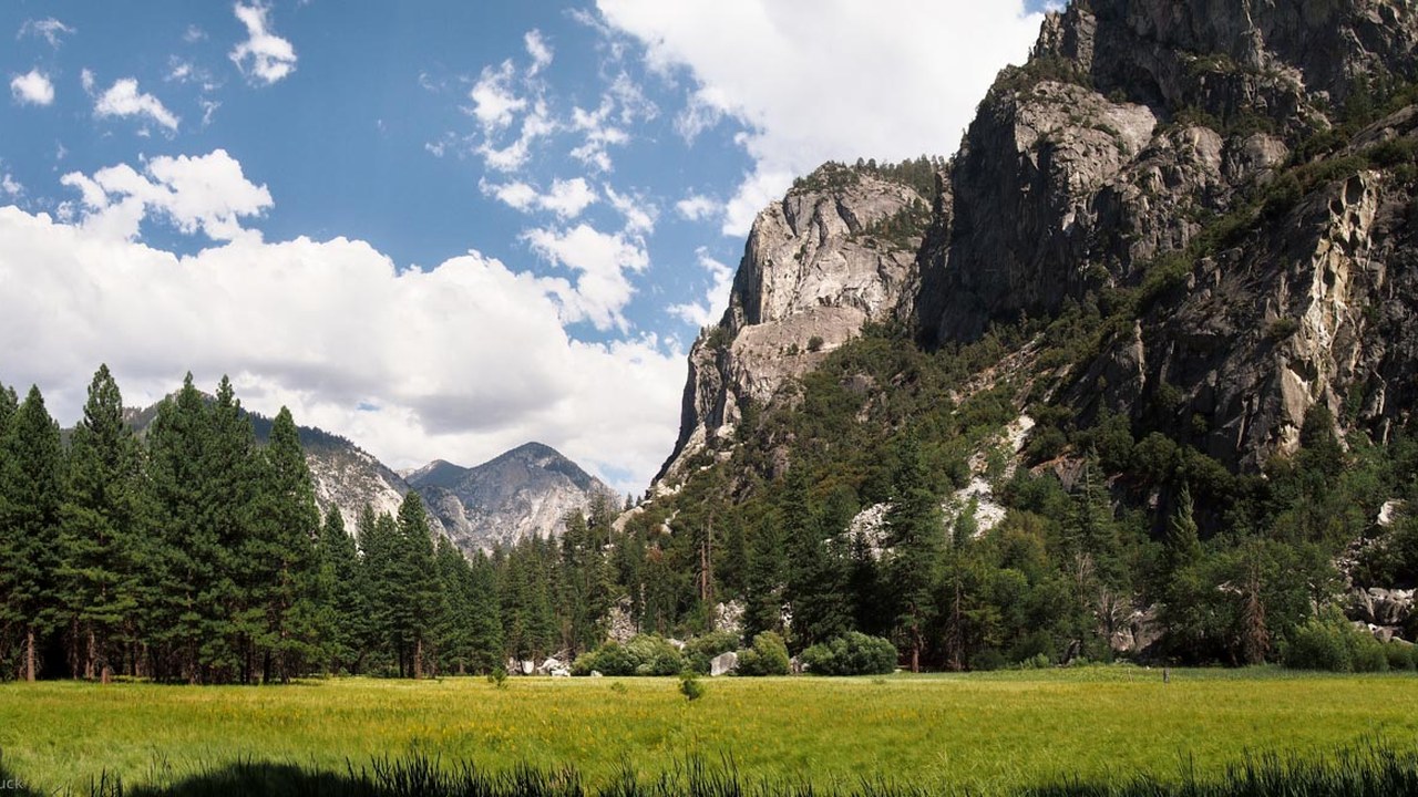 Kings Canyon National Park — Image Credit: Cyril Fluck - CC BY 2.0/Wiki Commons