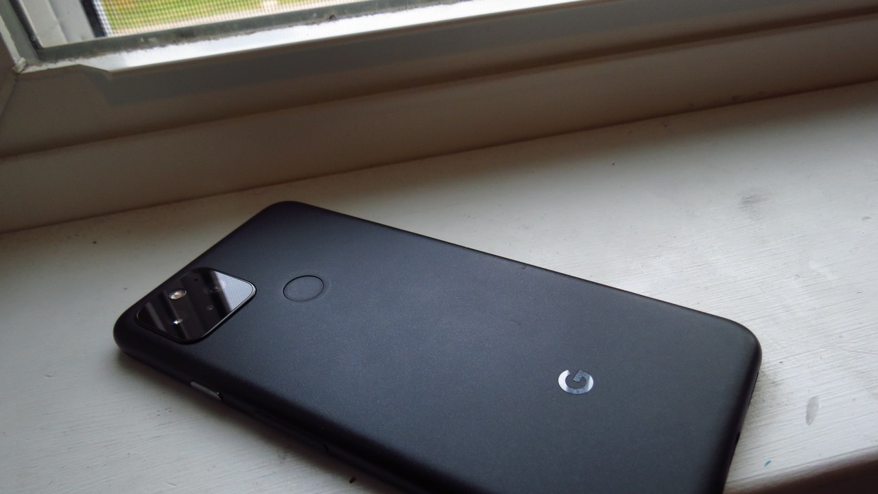 Google Pixel 5 — Image Credit: ShadowRobotnikULF - CC BY-SA 4.0/Wiki Commons