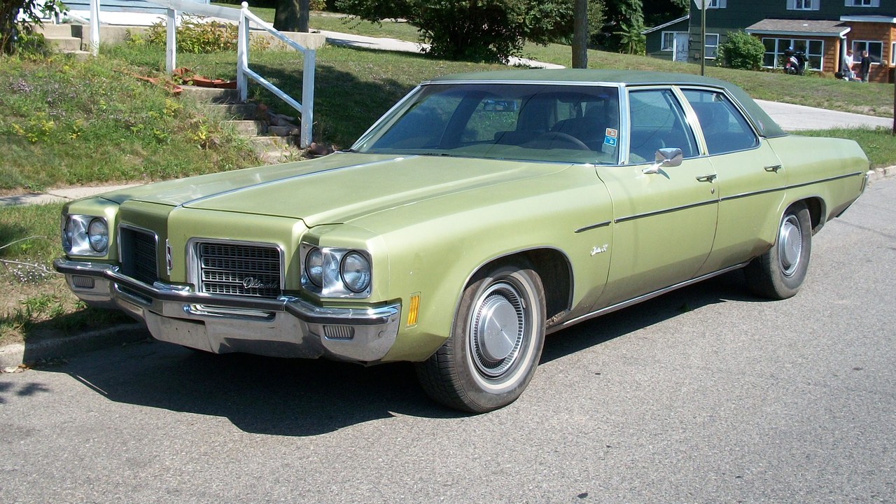 Oldsmobile Delta 88 (1971) — Image Credit: Taxiguy57 - Public domain/Wiki Commons