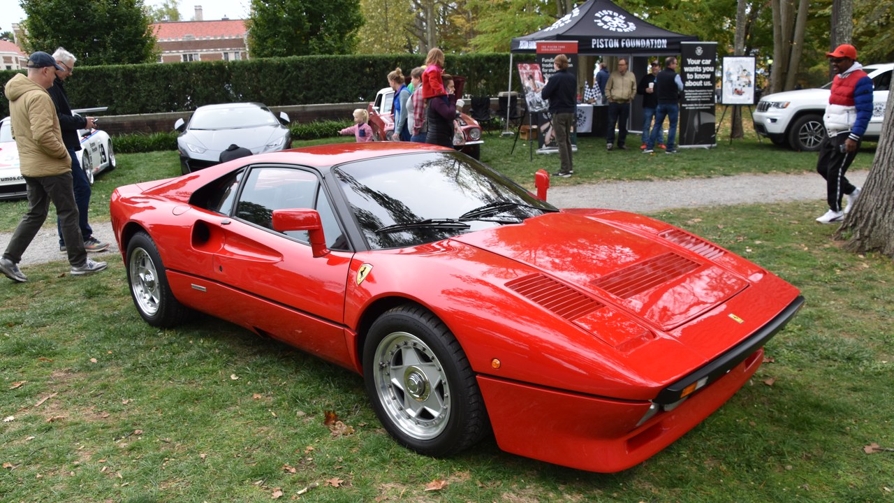 Ferrari 288 GTO — Image Credit: Charles from Port Chester, New York - CC BY 2.0/Wiki Commons