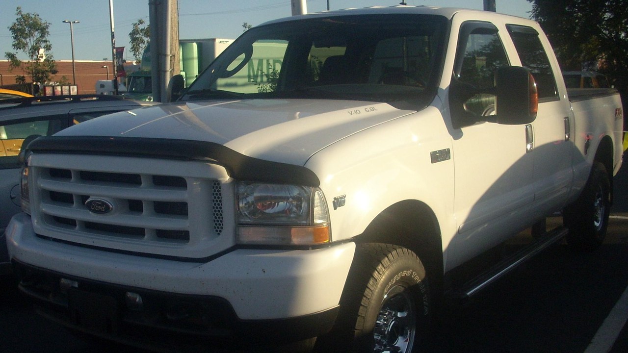 Ford F-250 Super Duty (1999-2003, 7.3L Power Stroke) — Image Credit: Bull-Doser - Public domain/Wiki Commons
